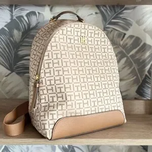 Tommy Hilfiger | Bags | Tommy Hilfiger Cream And Tan  display picture 1